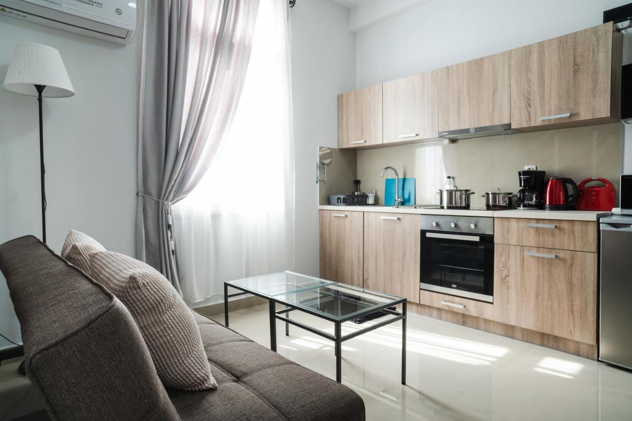 Polytimon, An Athenian Neoclassical Apartment Exterior photo